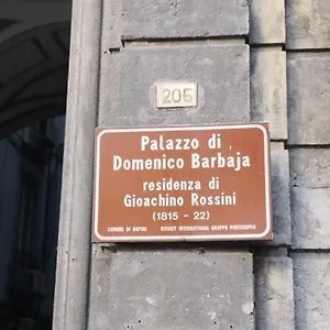  Alojamento de Acomodação e Pequeno-almoço Barbaja In Street Toledo 205 Itália